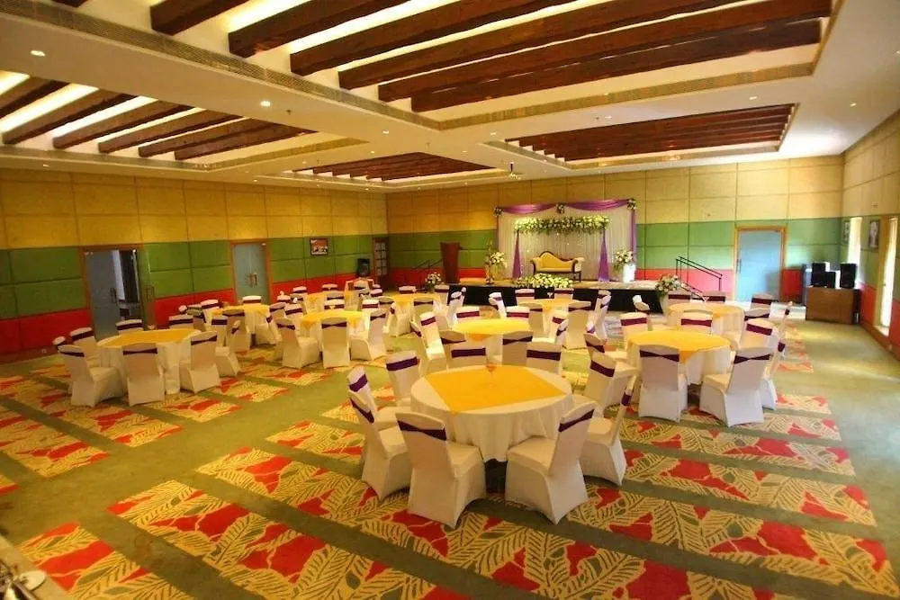 The Raviz Kadavu, Kozhikode Hotel