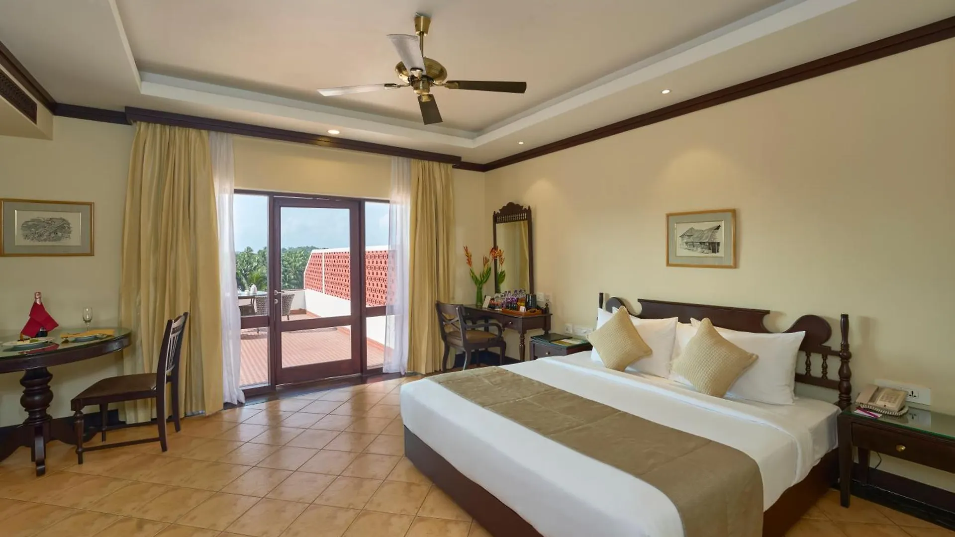 The Raviz Kadavu, Kozhikode Hotel
