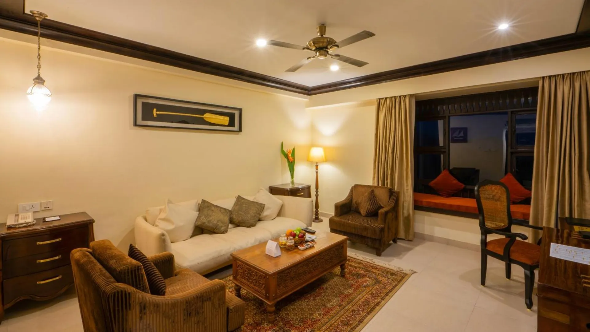 The Raviz Kadavu, Kozhikode Hotel 5*,